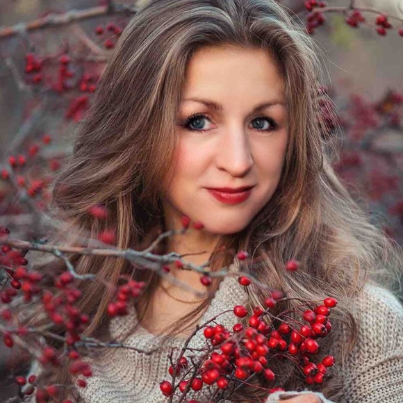 Meet your Posher, Brigitte - Picture 1 of 2